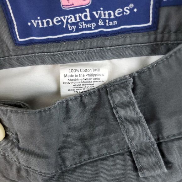 Vineyard Vines Club Shorts Mens Size 30 30X9 Mid Rise Gray Flat Front Chino - Picture 2 of 7